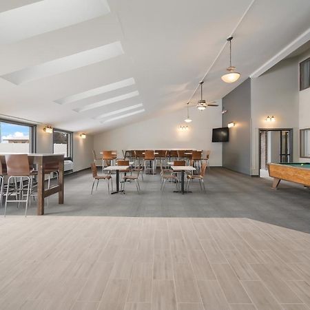 Econo Lodge Williston Zewnętrze zdjęcie