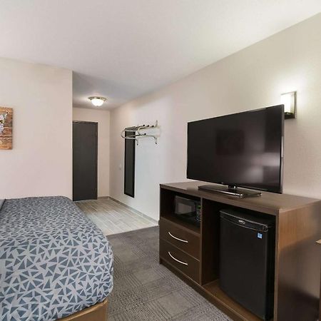 Econo Lodge Williston Zewnętrze zdjęcie