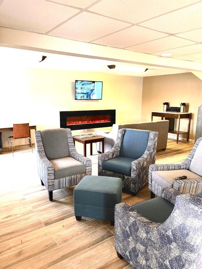 Econo Lodge Williston Zewnętrze zdjęcie