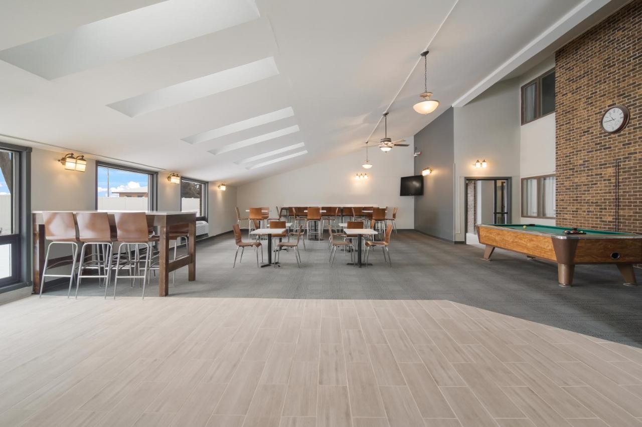 Econo Lodge Williston Zewnętrze zdjęcie