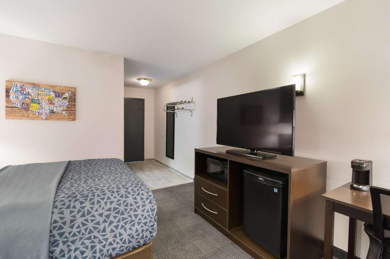 Econo Lodge Williston Zewnętrze zdjęcie