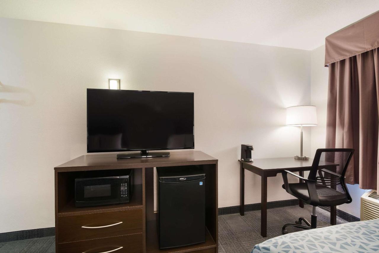 Econo Lodge Williston Zewnętrze zdjęcie
