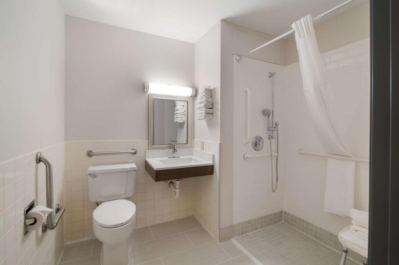 Econo Lodge Williston Zewnętrze zdjęcie